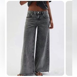 BDG Joey Mid Rise Wide Leg Jean In Washed Black 25